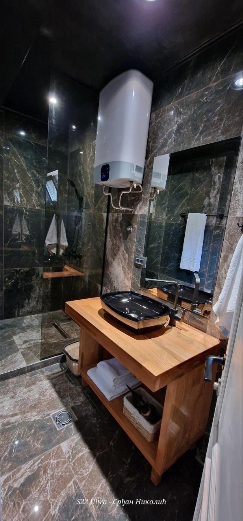 Apartment Something Different *